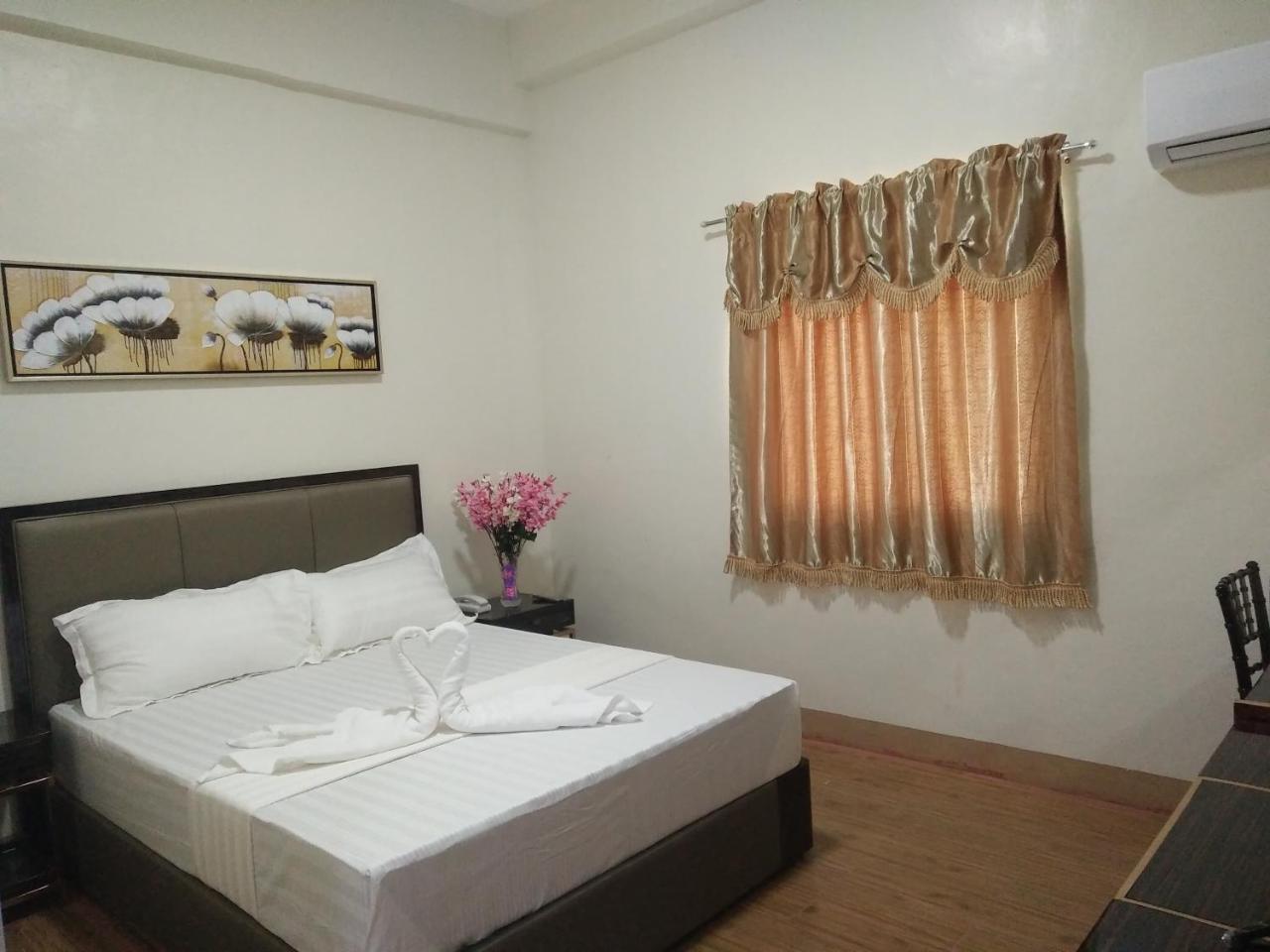 Meaco Royal Hotel - Batangas City Εξωτερικό φωτογραφία