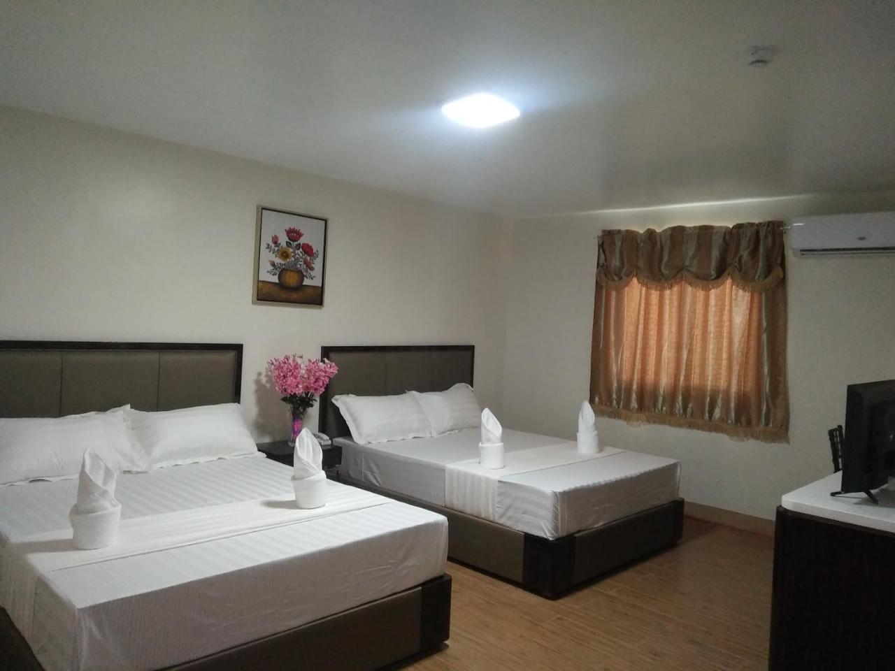 Meaco Royal Hotel - Batangas City Εξωτερικό φωτογραφία