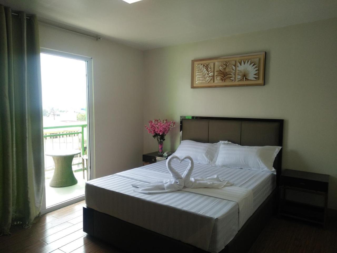 Meaco Royal Hotel - Batangas City Εξωτερικό φωτογραφία