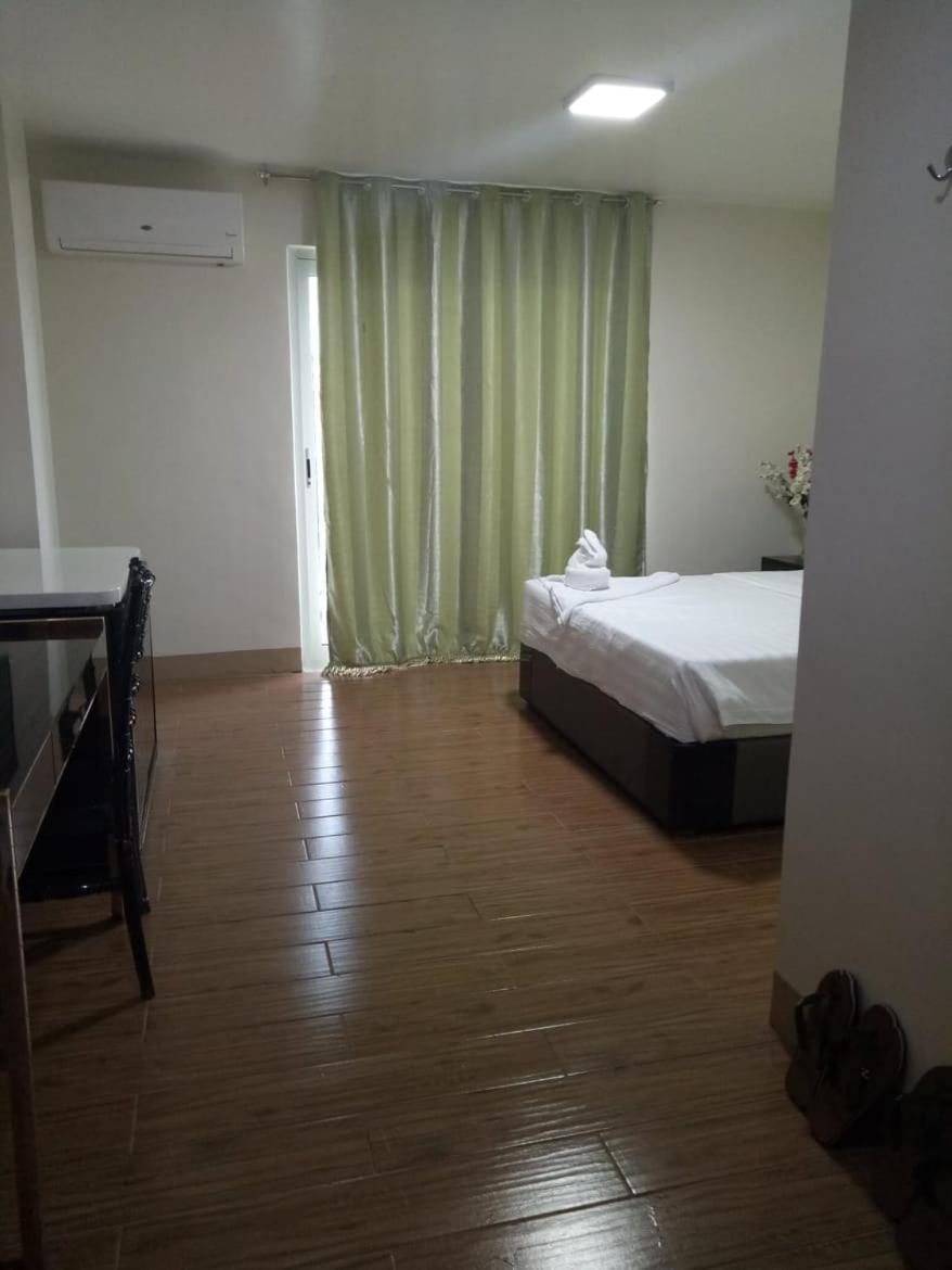 Meaco Royal Hotel - Batangas City Εξωτερικό φωτογραφία