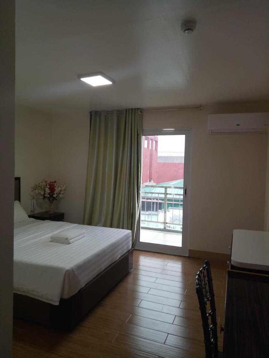 Meaco Royal Hotel - Batangas City Εξωτερικό φωτογραφία