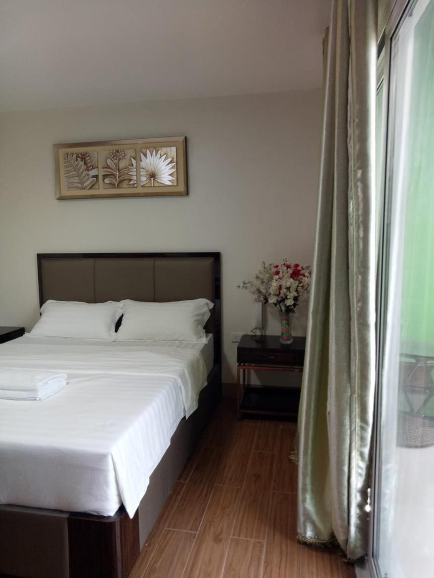 Meaco Royal Hotel - Batangas City Εξωτερικό φωτογραφία