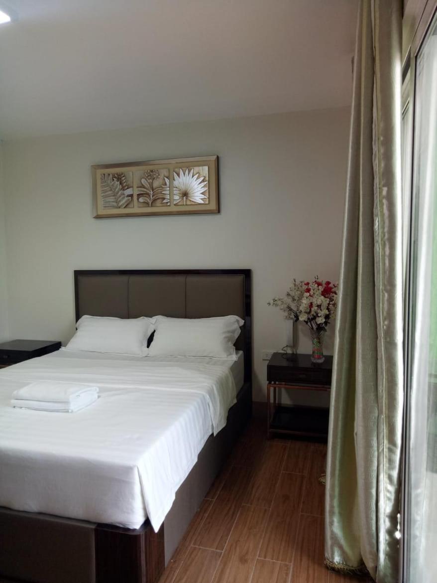 Meaco Royal Hotel - Batangas City Εξωτερικό φωτογραφία