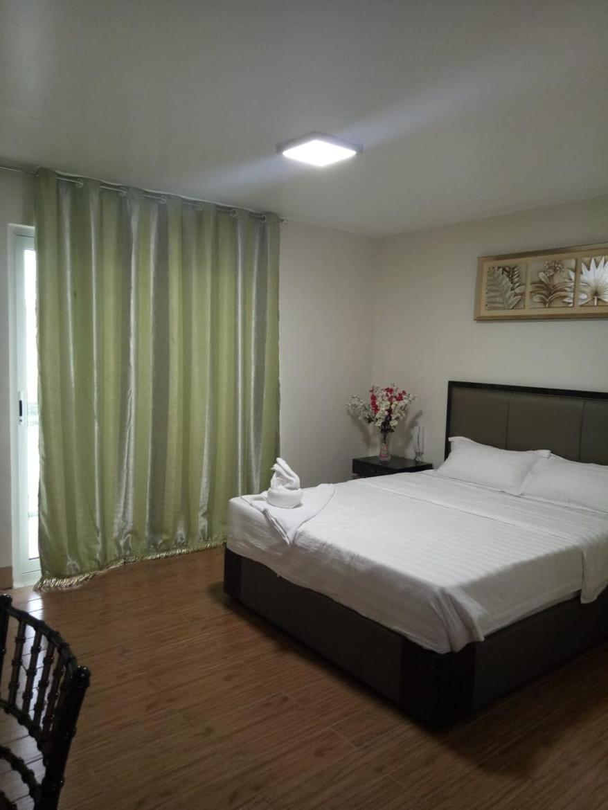 Meaco Royal Hotel - Batangas City Εξωτερικό φωτογραφία